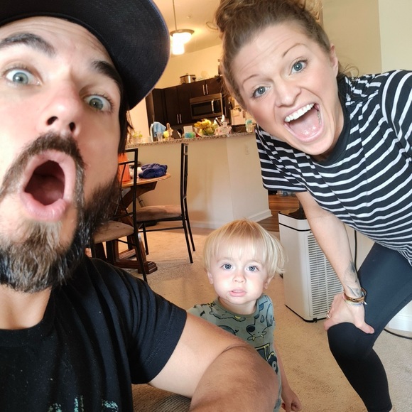 Meet your Posher, Emily - Picture 2 of 3